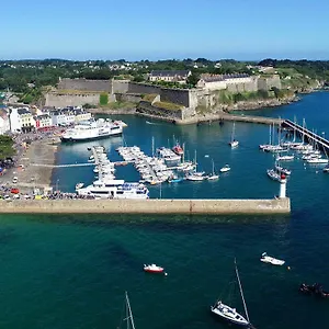 https://appartement-le-palais-2-pices-4-personnes-fr-1-418-219.inbrittany.com